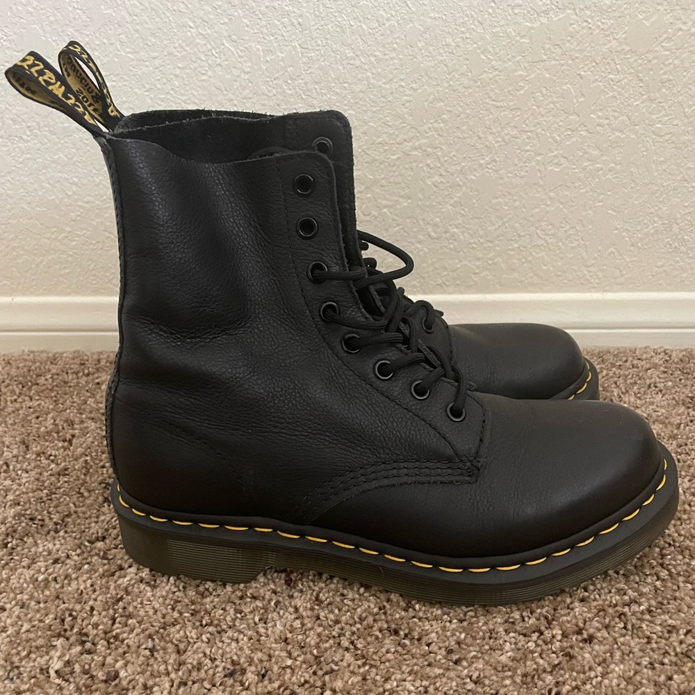 Dr. Martens 1460 Pascal 8-Eye Boot